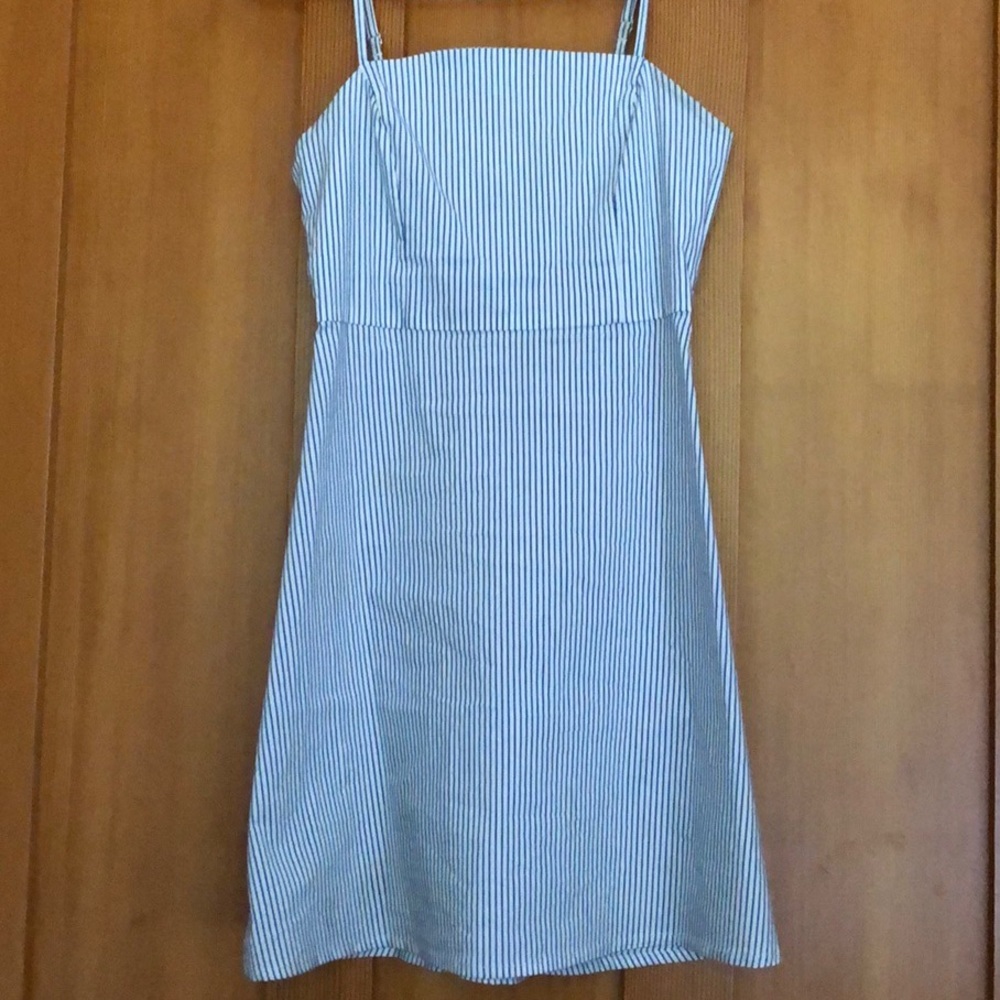 URBAN OUTFITTERS striped dress